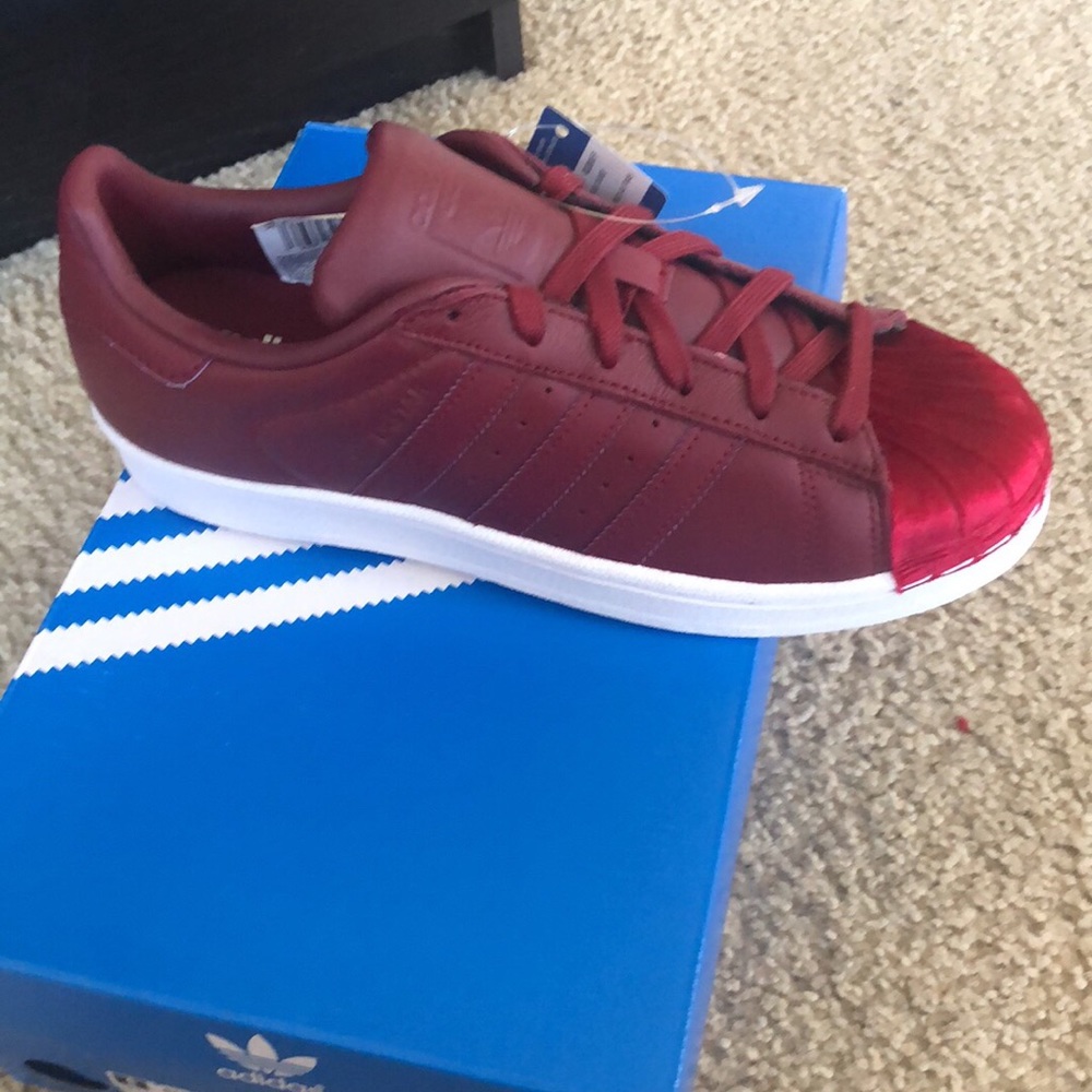 Brand New Adidas SUPERSTAR